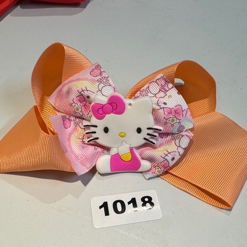 1018 Peach Color Hello Kitty‎ Hair Bow Alligator Clip